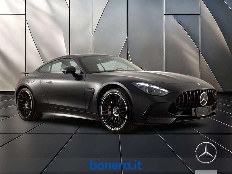 Nuova Mercedes AMG GT 63 Premium Plus 585 CV (430 kW) 2025 Nero notte designo magno Coupé
