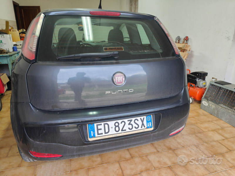 Usato 2011 Fiat Punto Evo 1.2 Diesel 75 CV (3.000 €)