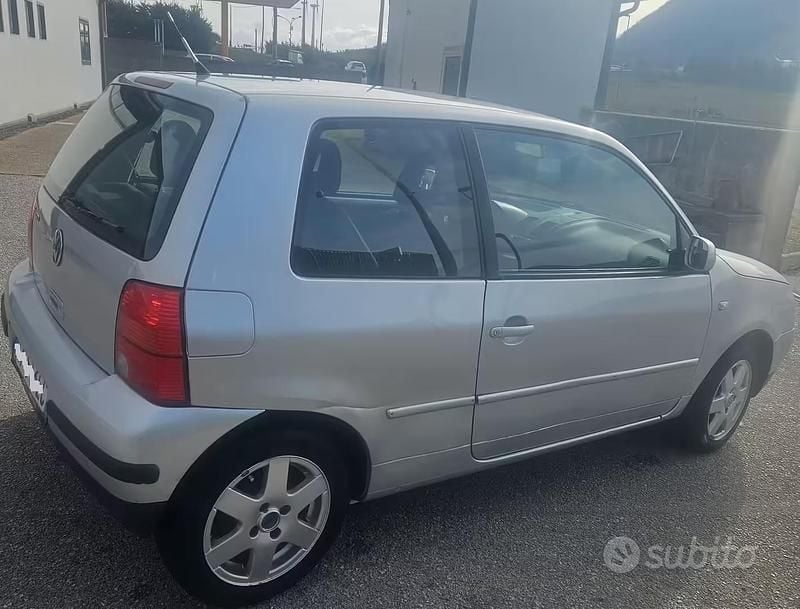 Usata VW Lupo 50 CV (36 kW) 2003 Grigio Utilitaria