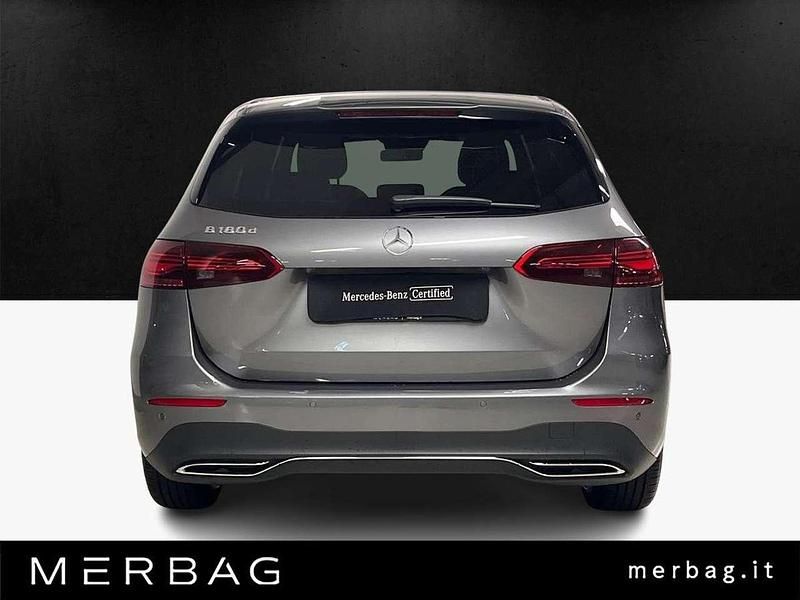 Usata Mercedes B180 Business 116 CV (85 kW) 2025 Grigio Utilitaria