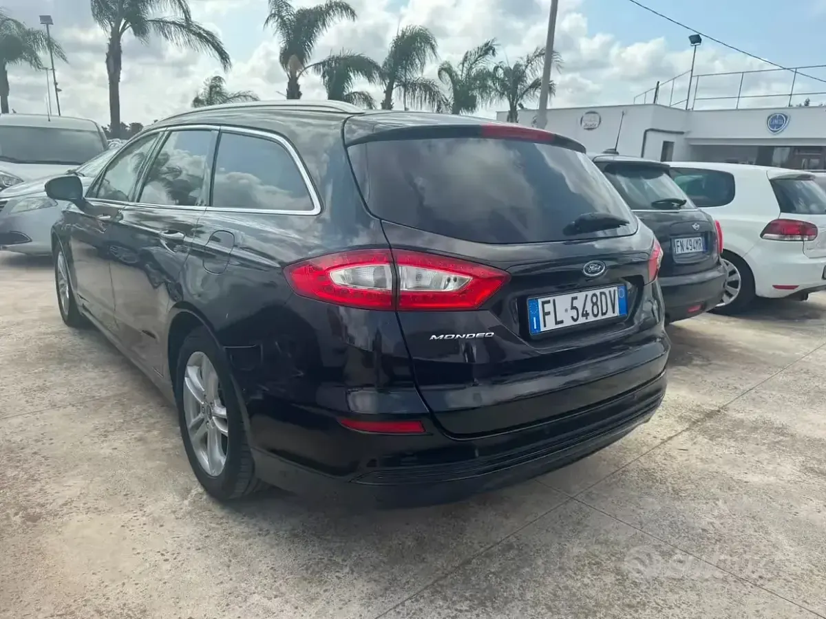 Usata Ford Mondeo S 150 CV (110 kW) 2017 Nero Station wagon