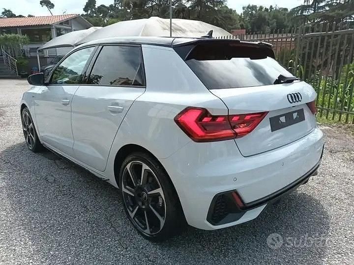 Begagnad Audi A1 S-Line 116 HK (85 kW) 2025 Vit SUV