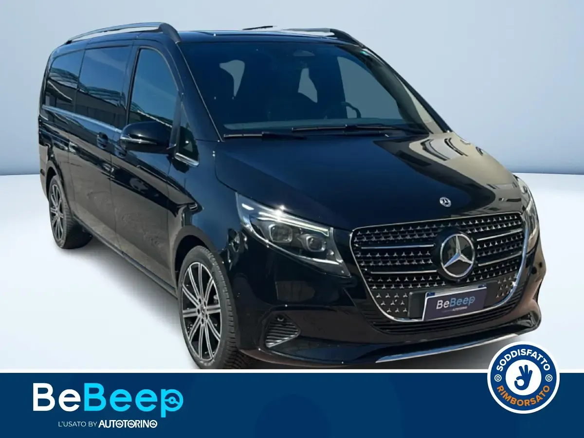 Usata Mercedes 300 Avantgarde 236 CV (173 kW) 2024 Nero metallizzato