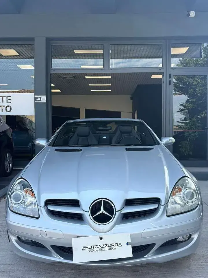 Usata Mercedes SLK200 163 CV (119 kW) 2006 Argento Cabrio
