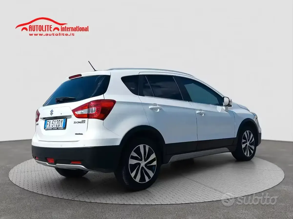 Usata Suzuki SX4 S-Cross 140 CV (102 kW) 2019 Bianco SUV