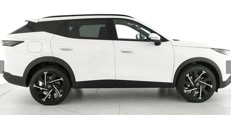 Nuova Omoda 7 279 CV (205 kW) 2026 Bianco SUV