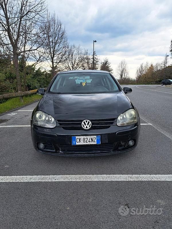 Usata VW Golf IV Comfortline 140 CV (102 kW) 2004 Nero Berlina