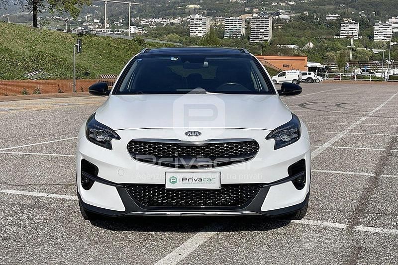 Usata Kia XCeed 136 CV (100 kW) 2019 Bianco SUV