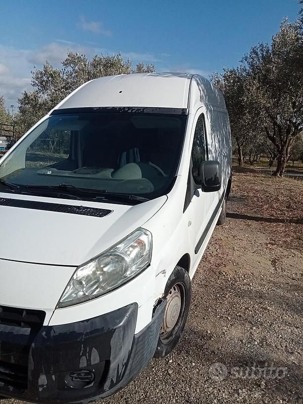 Usata Peugeot Expert 2011 Furgone