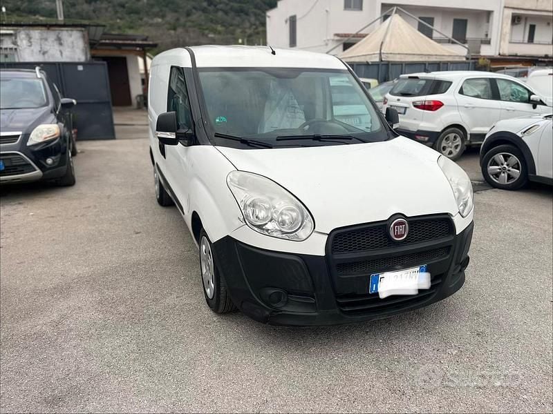 Usata Fiat Doblò 89 CV (65 kW) 2014 Beige Monovolume
