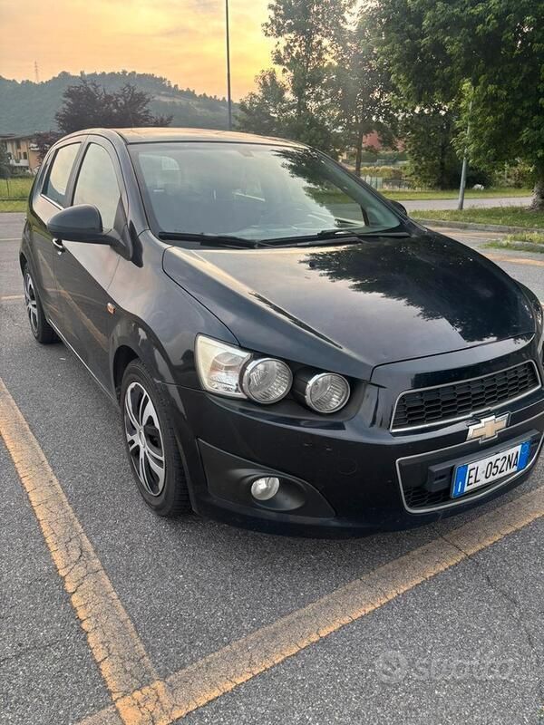 Usata Chevrolet Aveo LT 95 CV (69 kW) 2012 Nero Berlina