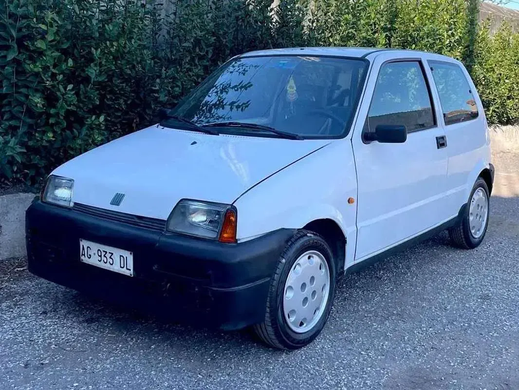 Second-hand Fiat Cinquecento 39 CP (28 kW) 1995 Alb Hatchback
