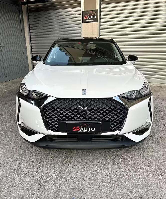 Usata DS Automobiles DS3 Crossback So Chic 110 CV (80 kW) 2021 Bianco SUV