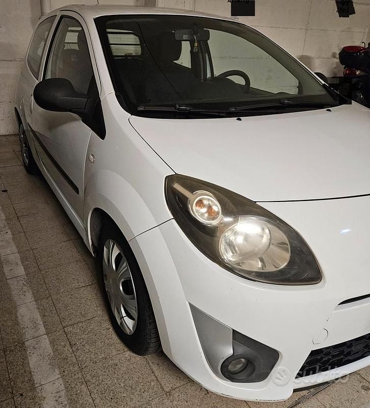 Usata Renault Twingo 65 CV (47 kW) 2009 Bianco Utilitaria