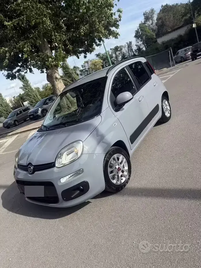 Usata Fiat Panda 69 CV (50 kW) 2019 Grigio Utilitaria