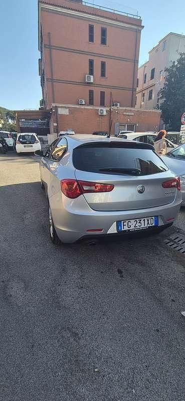 Usata Alfa Romeo Giulietta 120 CV (88 kW) 2017 Utilitaria