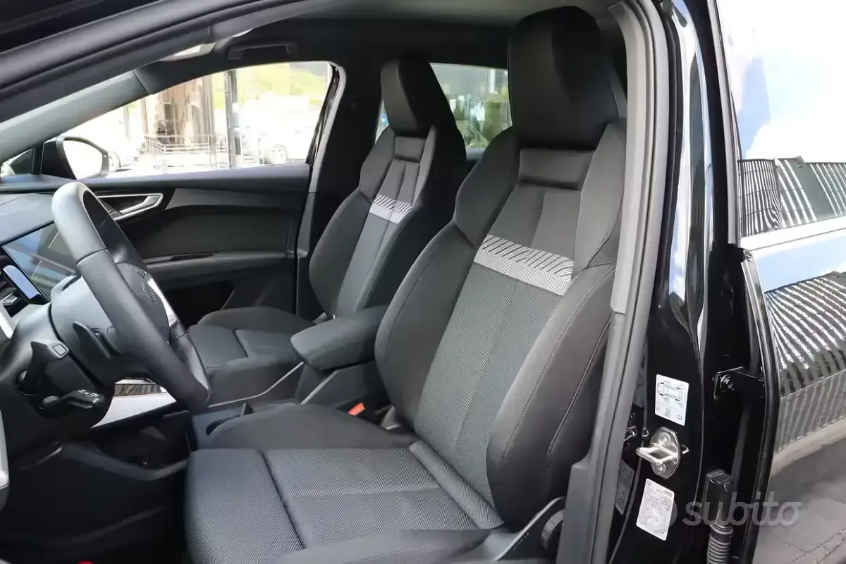 Usata Audi Q4 e-tron 77 kW (105 CV) 2024 Nero SUV
