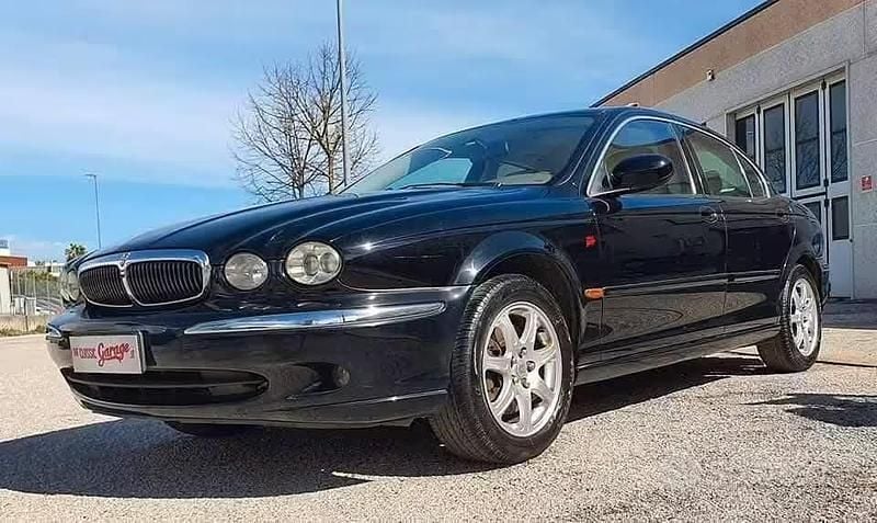 Usata Jaguar X-type Executive 156 CV (114 kW) 2003 Nero Berlina