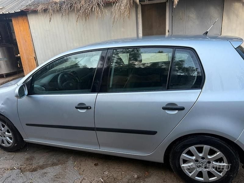 Usata VW Golf IV 105 CV (77 kW) 2006 Grigio Berlina