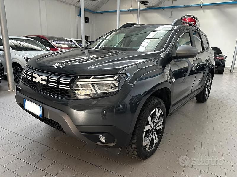 Grigio Usata 2023 Dacia Duster Journey Station wagon | 14.990 € (Ottimo prezzo) - Immagine 1/4