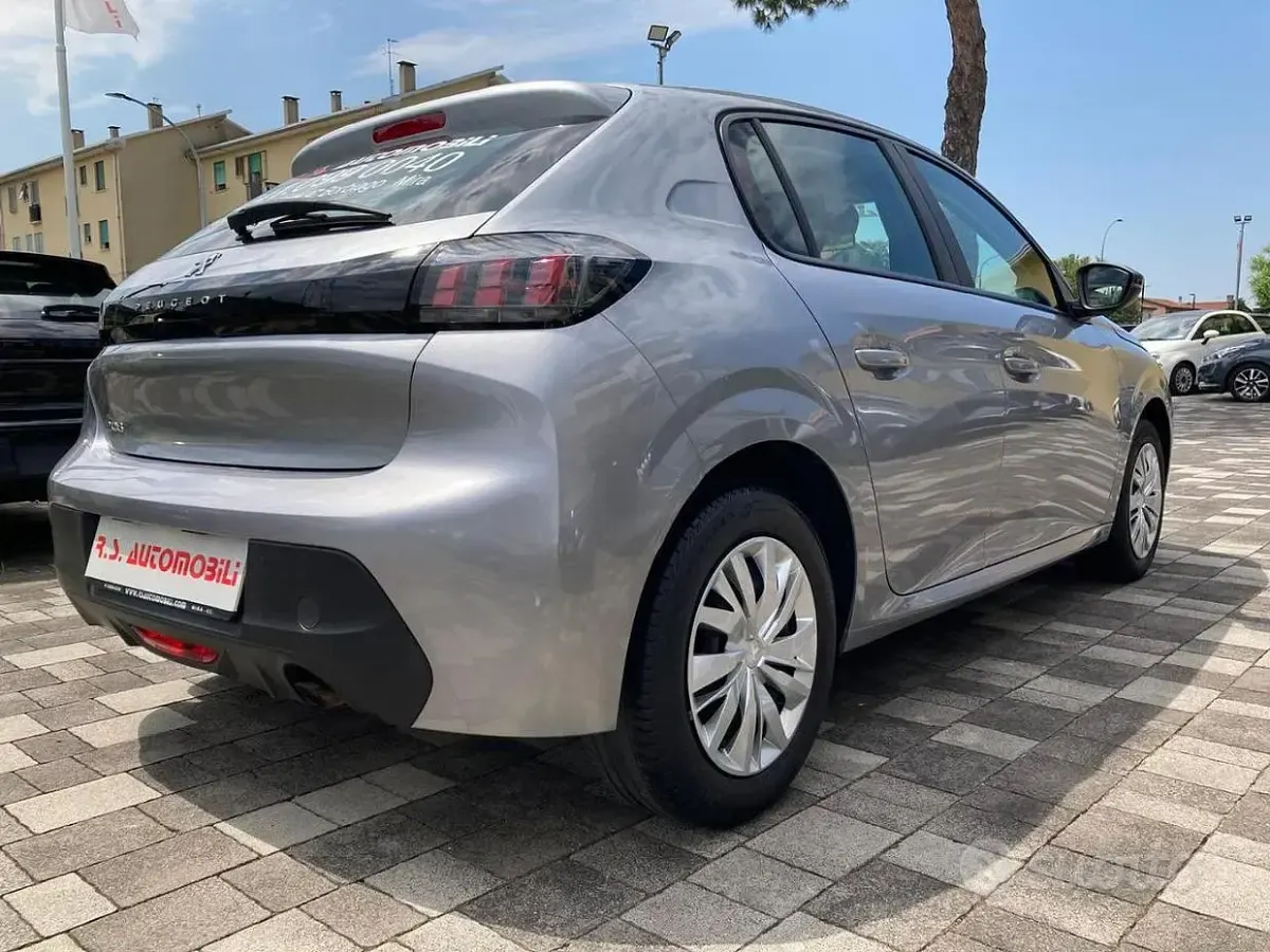 Usata Peugeot 208 Active 75 CV (55 kW) 2022 Grigio Utilitaria