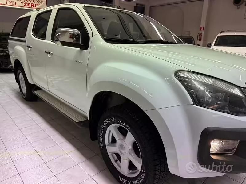 Usata Isuzu D-Max 163 CV (119 kW) 2015 Bianco SUV