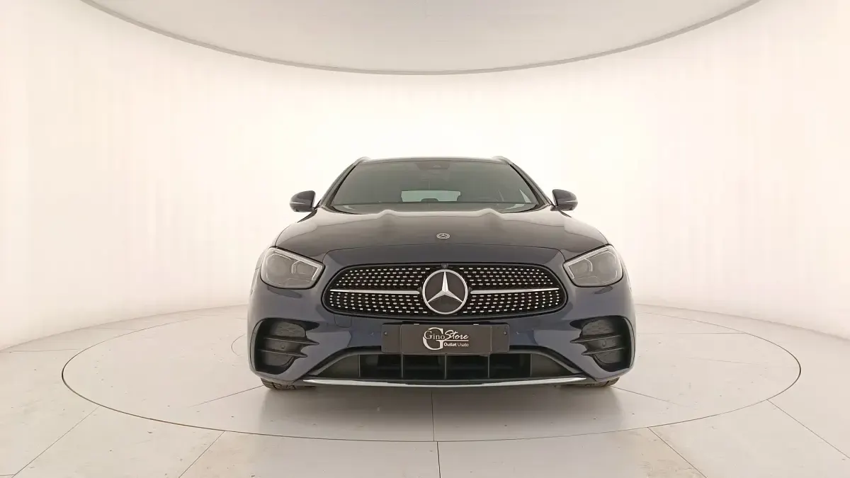 Usata Mercedes 220 Premium Plus 194 CV (142 kW) 2020 Blu Station wagon