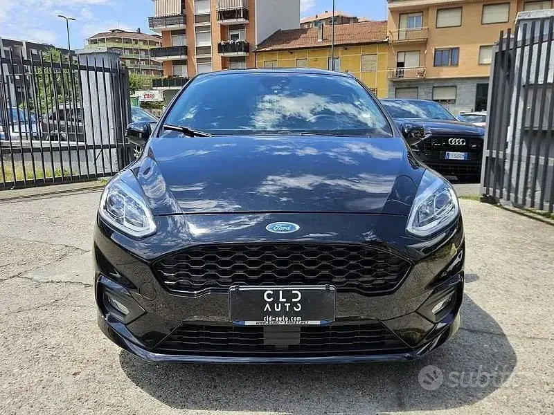 Usata Ford Fiesta ST-Line 86 CV (63 kW) 2018 Nero Utilitaria
