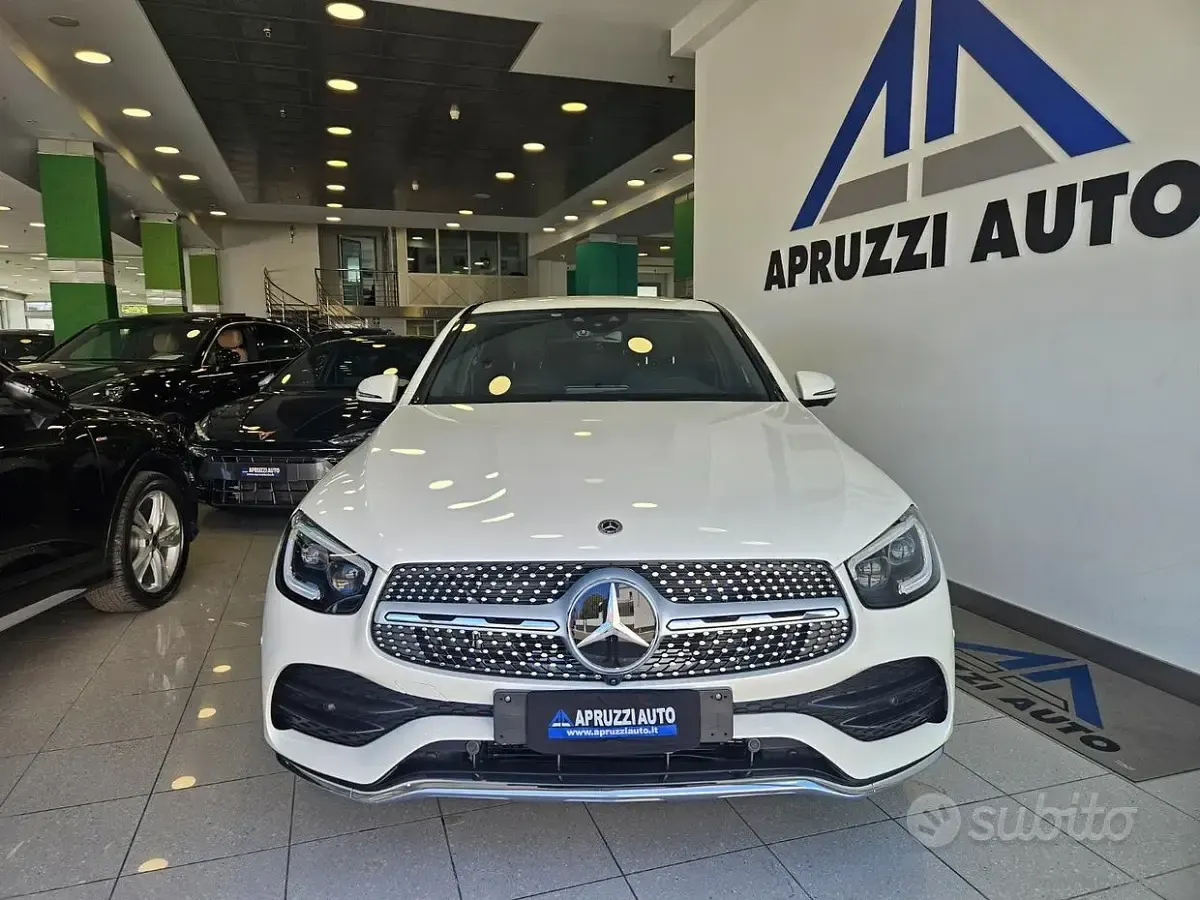 Usata Mercedes GLC300 Premium 211 CV (155 kW) 2020 Bianco SUV