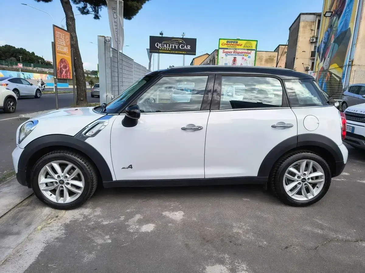 Usata Mini Cooper D Countryman 111 CV (81 kW) 2012 Bianco SUV