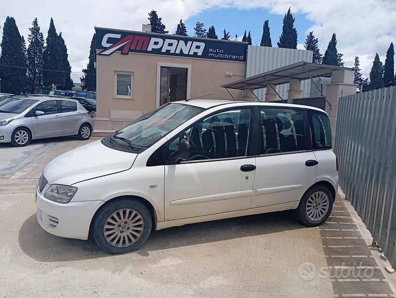 Usata Fiat Multipla 116 CV (85 kW) 2008 Bianco Monovolume