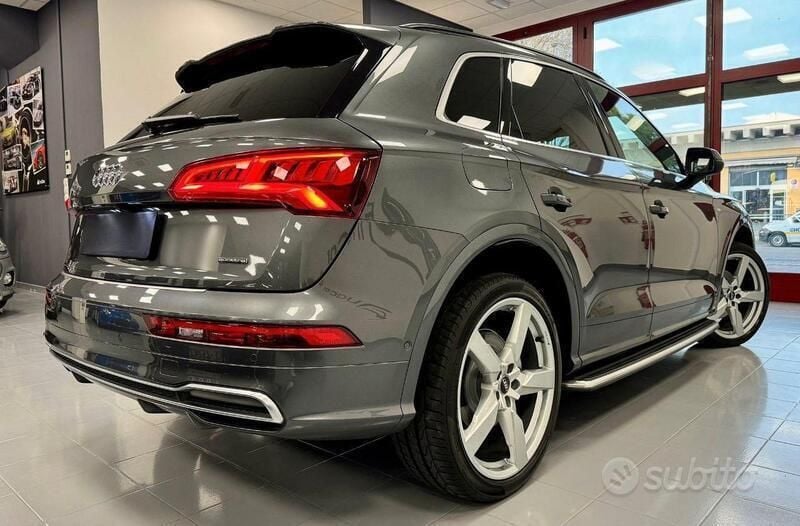 Usata Audi Q5 Comfort 190 CV (139 kW) 2019 Grigio SUV