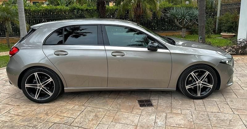 Usata Mercedes A200 2019 Grigio Berlina