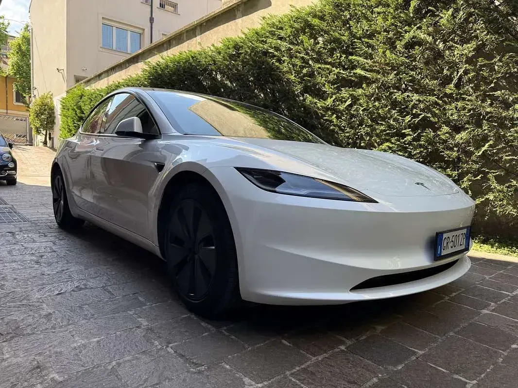 Usata Tesla Model 3 152 kW (208 CV) 2024 Berlina