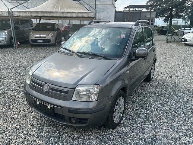 Usata Fiat Panda Dynamic 70 CV (51 kW) 2010 Grigio Utilitaria