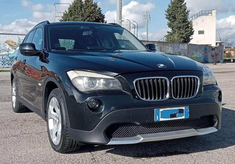 Usata BMW X1 150 CV (110 kW) 2011 Nero SUV