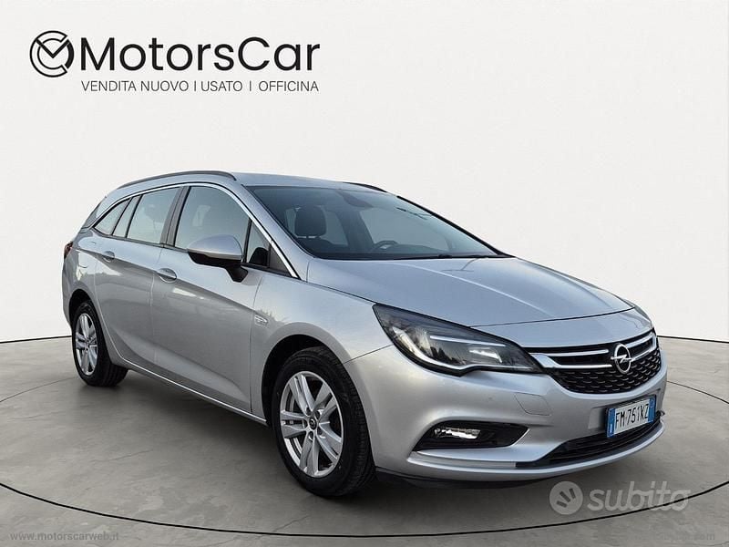 Grigio Usata 2017 Opel Astra Business Berlina | 7000 € (Ottimo prezzo) - Immagine 1/4