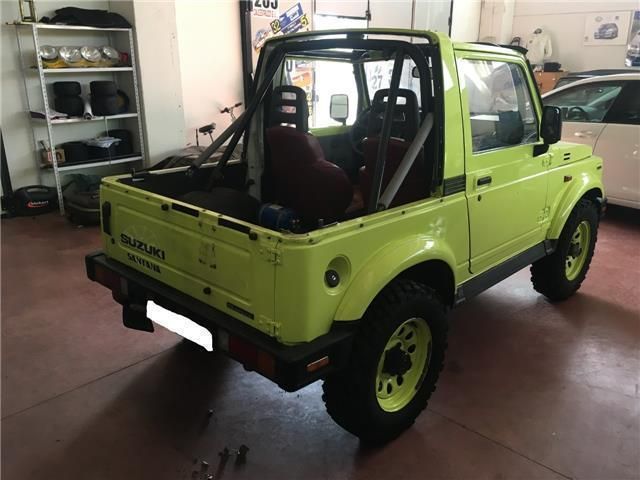 Suzuki samurai cabrio