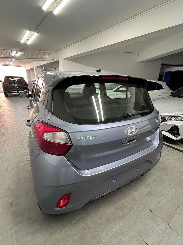 Nuova Hyundai i10 63 CV (46 kW) 2026 Meta blue pearl Utilitaria