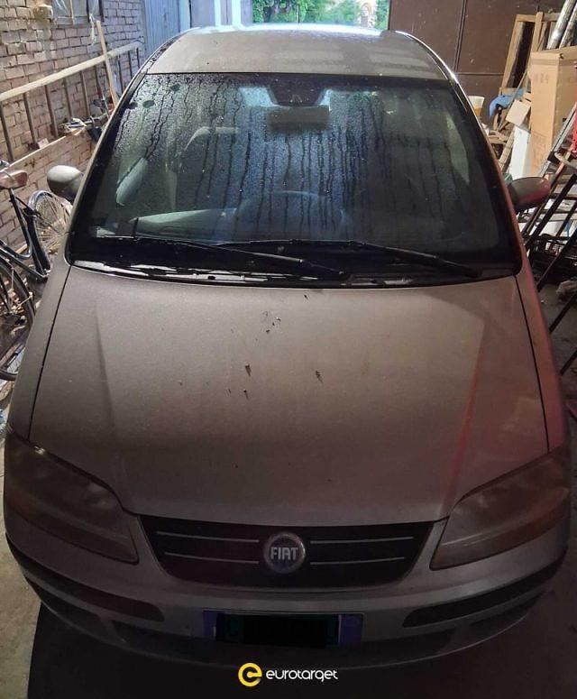 Usata Fiat Idea 69 CV (50 kW) 2004 Grigio Monovolume