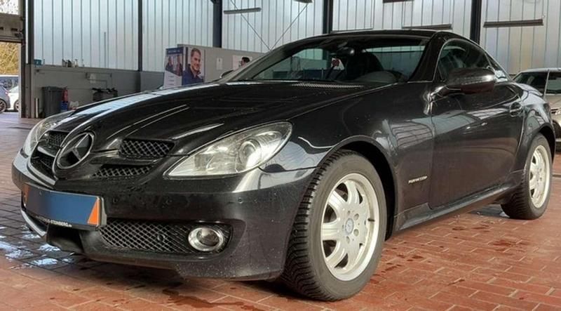Usata Mercedes SLK200 184 CV (135 kW) 2010 Nero Cabrio