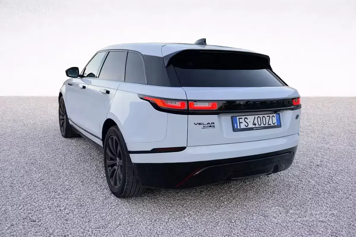 Usata Land Rover Range Rover Velar SE Dynamic 241 CV (177 kW) 2018 Bianco SUV