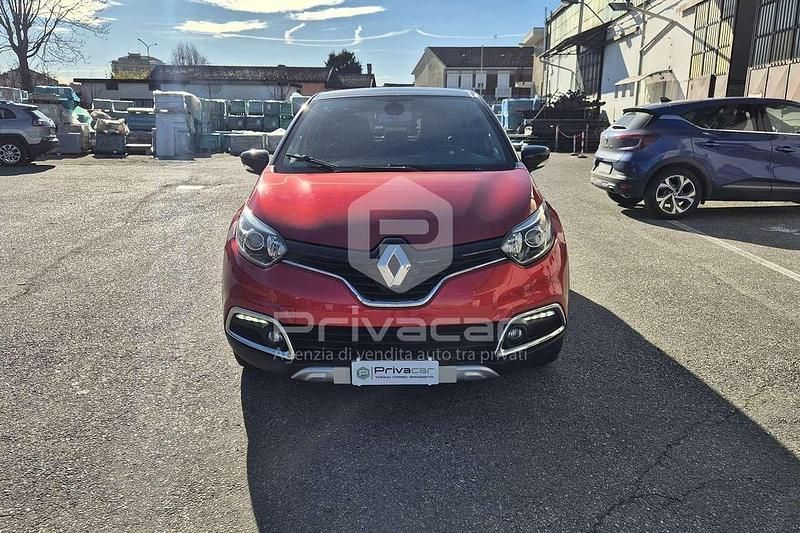 Usata Renault Captur 110 CV (80 kW) 2015 Rosso SUV