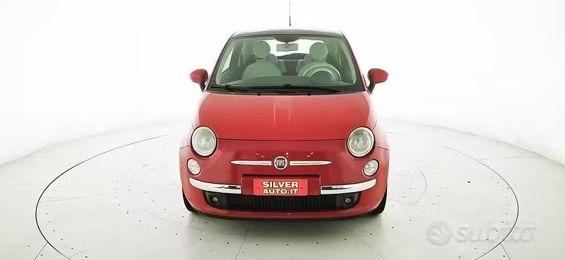 Usata Fiat 500 Lounge 101 CV (74 kW) 2010 Rosso Utilitaria