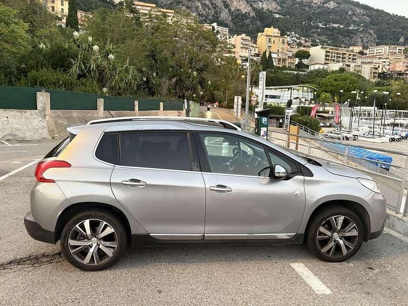 Usata Peugeot 2008 131 CV (96 kW) 2015 Grigio SUV