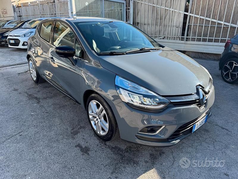 Usata Renault Clio IV 75 CV (55 kW) 2019 Grigio Berlina