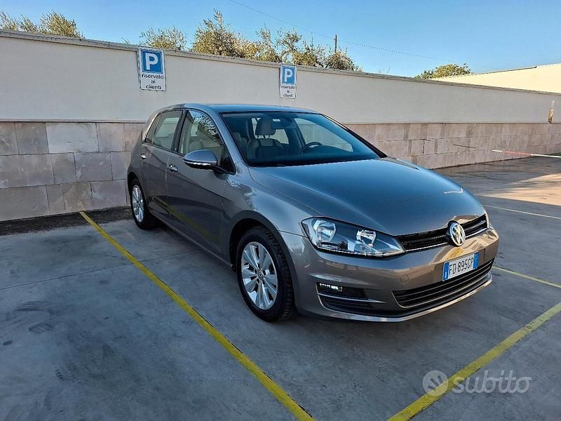 Usata VW Golf VII 105 CV (77 kW) 2016 Marrone Berlina