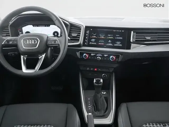 Usata Audi A1 Sportback S-Line 116 CV (85 kW) 2025 Argento Utilitaria