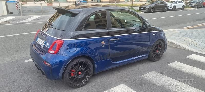 Usata Abarth 595 Competizione 180 CV (132 kW) 2018 Blu/azzurro Utilitaria