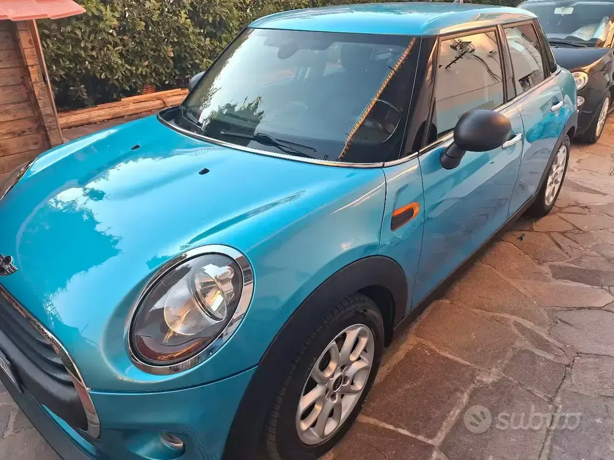 Usata Mini ONE 102 CV (75 kW) 2015 Bluazzurro Utilitaria